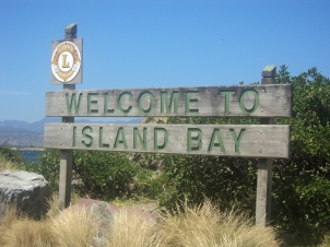 'Welcome to Island Bay'
